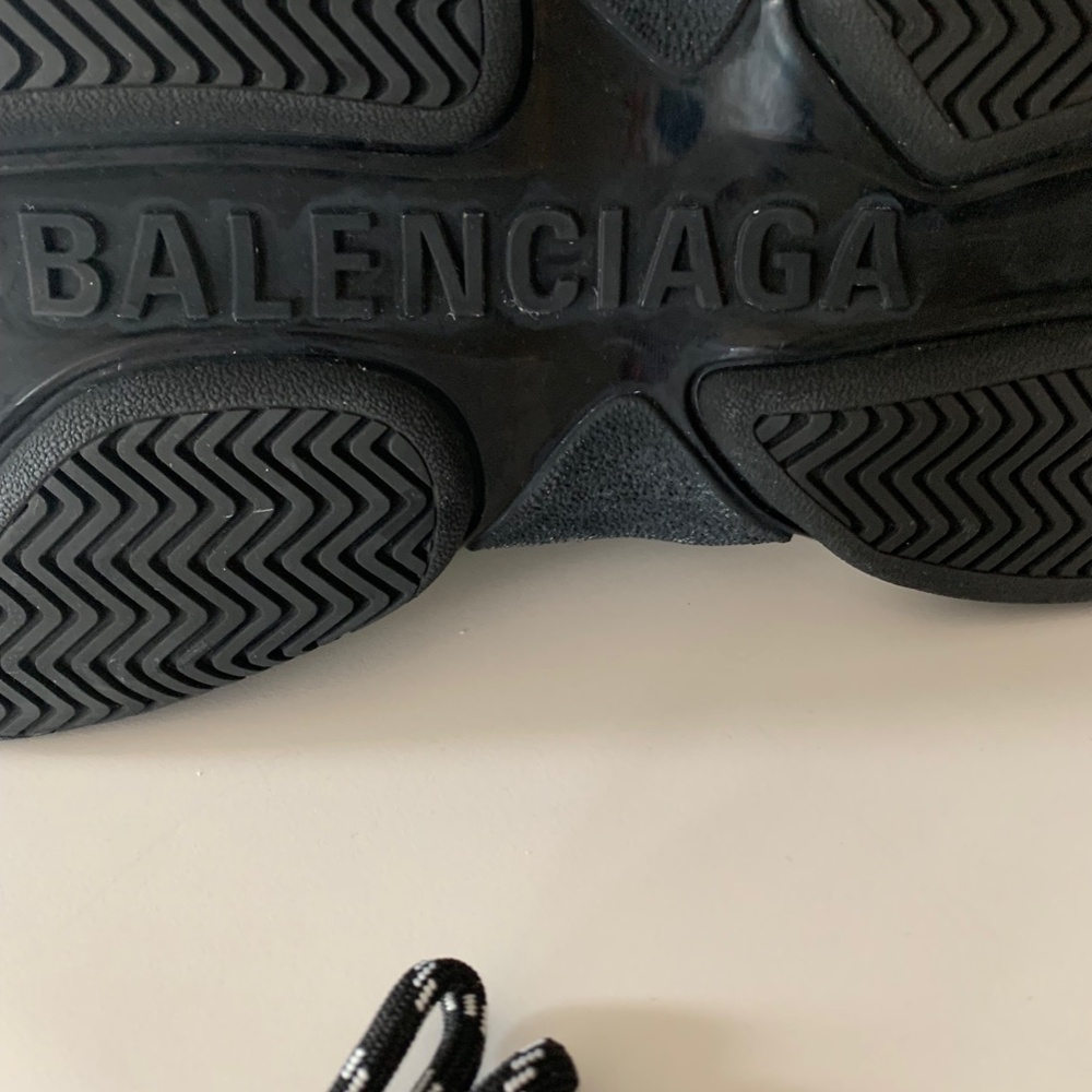 Triple S Balenciaga (New) - Picture 6 of 8